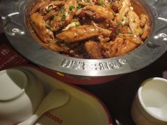 鸡翅煲-胖哥俩肉蟹煲(苏州中心店)