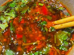 -肖肖酸萝卜鱼火锅(总店)