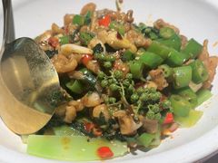 紫苏焖牛蛙-花椒俏川菜小馆(南海万达店)