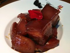 玫瑰红烧肉-花千醉拾季(雨花世茂店)