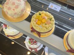 -花花卷卷·鲜食蛋糕(静安久光百货店)