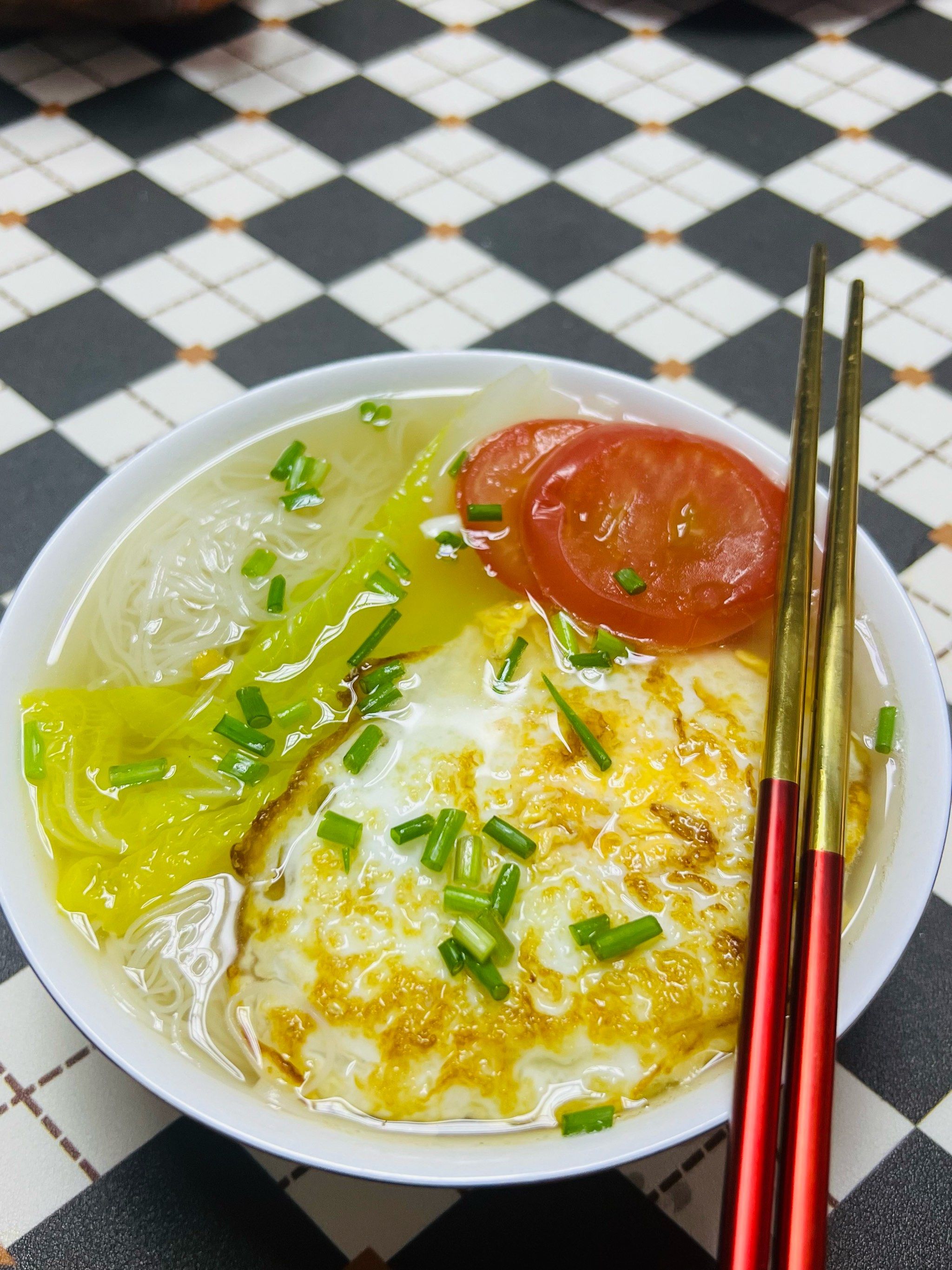 第一次煮线面 成功[胜利]