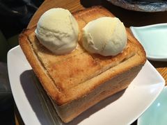 珍宝蜂蜜厚多士-去茶去餐厅(中央大街店)