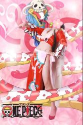 -星元素cosplay动漫摄影写真工作室