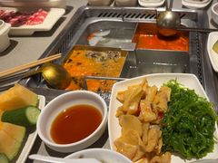 -海底捞火锅(新松江路生日主题店)