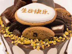 -半勺舒舒生日蛋糕店
