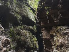 -龙水峡地缝景区