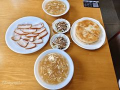 -李连贵熏肉大饼(沈阳站店)