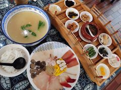 金榜过桥米线-桥香园过桥米线(国贸店)