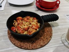 -必胜客(证大大拇指店)
