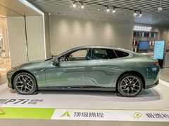 -小鹏汽车体验中心(苏州龙湖狮山天街店)
