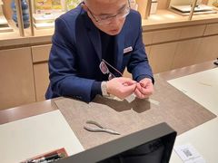 -茂昌眼镜(南京东路店)