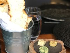 餐前包-AZUL by FUEL蓝色·法式酒馆(琶醍店)