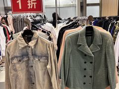 -广州周大福金融中心