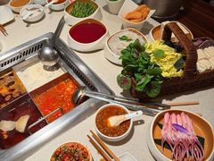 -海底捞火锅鲜切牛肉主题店(长寿路店)