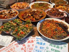 -堂瓦里·33年传统赣菜(第一街区店)