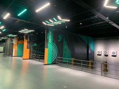 -极限PLAY运动娱乐新世界·团建派对潮玩休闲馆·室内蹦极高空游乐园