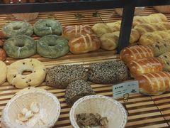 -焙丽拾光(麦凯乐直营店)