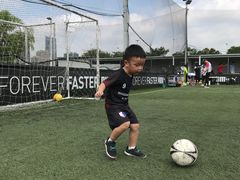-Riverside河畔少儿足球培训(前滩店)