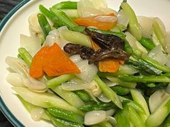 羊肚菌芦笋百合-大理实力希尔顿酒店御璽中餐厅YUXI – CHINESE RESTAURANT
