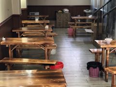 大堂-张玉牛肉串王(天桥花园店)
