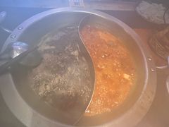 -沸炉重庆老火锅(军事博物馆店)