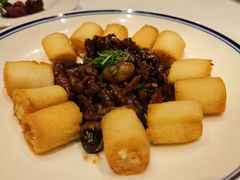 脆皮鲜奶拼蚝油牛肉-和记小菜(东方店)