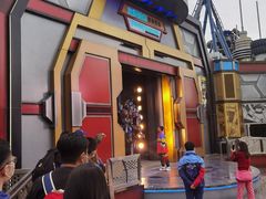 -潮漫酒店(北京通州环球度假区临河里地铁站店)