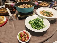 -香山湖家家宴(中山陵店)