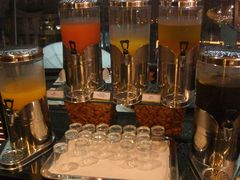 -广州花园酒店-凌璇阁360度高空海鲜自助餐CAROUSEL