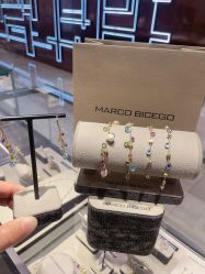 -周生生Chow Sang Sang(先天下店)