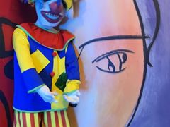 -Y&Y创意真人密室逃脱馆(人民广场步行街店)
