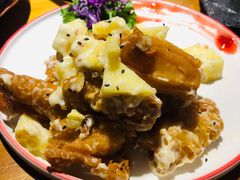 菠萝油条虾-觅山云南菜(泊富ICITY店)