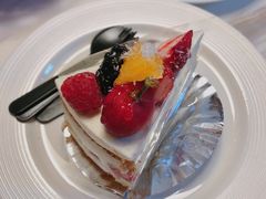 椰子草莓蛋糕-麦田工坊(月湖店)