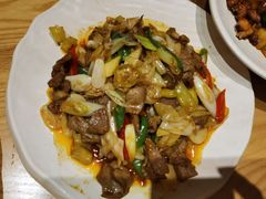 -隔壁老王·家常云南菜(花巷店)