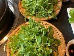 -大匠工房古船木艺术餐厅·猪肚鸡专门店(长白仙岛店)
