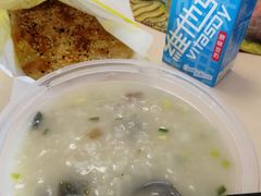 -弄堂咪道-饭香·面香·馄饨香(兴梅店)