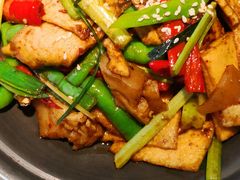 -荷塘秋月·本帮江浙菜(国权路店)