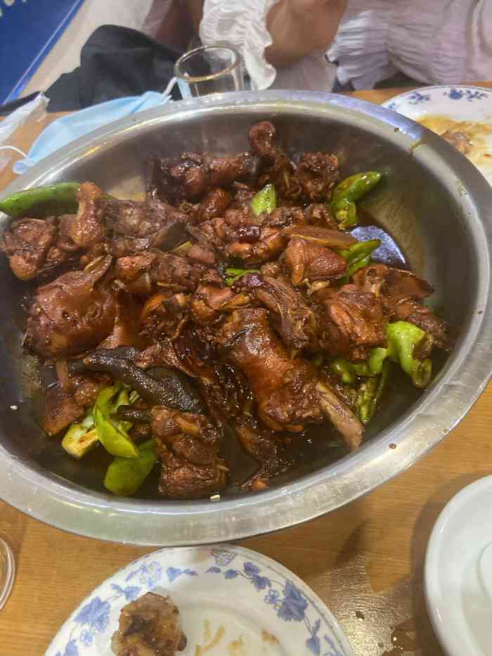 王小二炒鸡总店-"出差济南去老城办事,中午想随便吃点,大众.