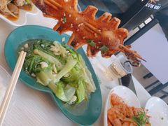 -覃记海鲜美食餐厅