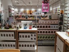 -名创优品(山东青岛华润万象城店)