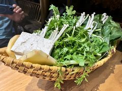 -老凯俚酸汤鱼(多彩城店)