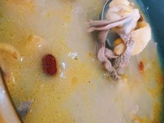 -15年老字号鑫鑫猪肚鸡·椰子鸡海南火锅(兴隆华侨农场店)