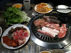 五花肉-33韩式自助烧烤(环城南路店)