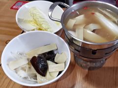 -南城香·饭香串香馄饨香(赵公口店)