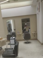 -Mentor Hair Salon