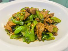-阿瓦山寨·湘菜现炒·剁椒鱼头王(咸阳总店)