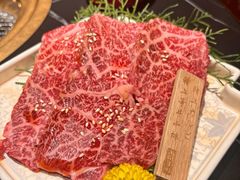 -山川小町·极番烧肉(新地假日广场店)