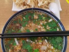 -八百里牛肉汤(盖饭·锅贴·万象城店)