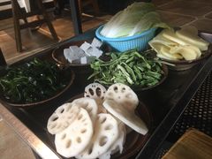 -周幺妹重庆老火锅(银泰城总店)